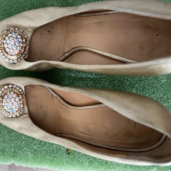 Giuseppe Zanotti Crystal Heels Open Toe Pumps - Picture 2 of 6